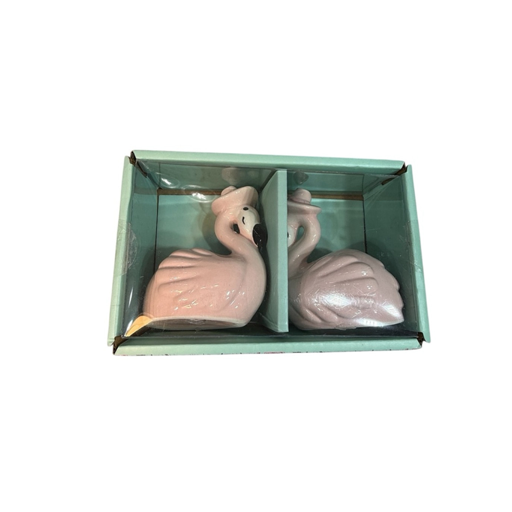 Pink Flamingo Salt & Pepper Shakers 4’ X 3”